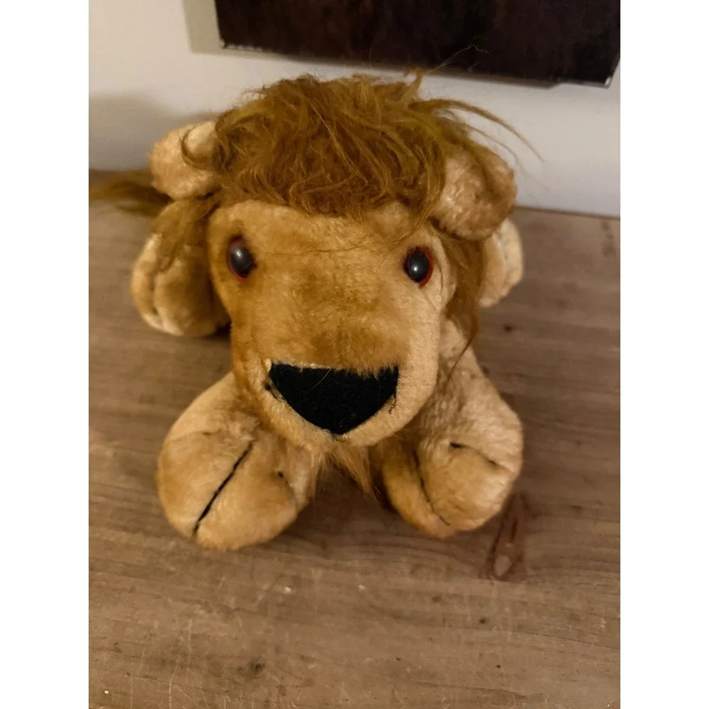 Vintage 1985 Ringling Bros Barnum Bailey Circus Lion Plush Stuffed Animal Toy‎